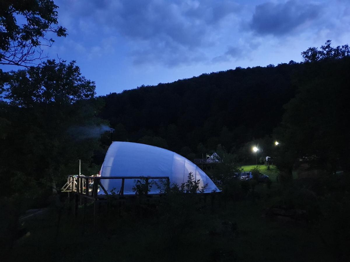 Sunrise Glamping Retreat Hotel Galesu Luaran gambar